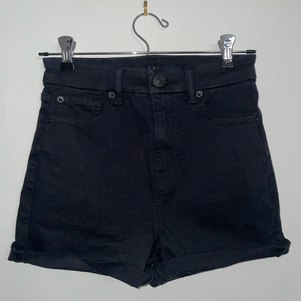 American Eagle black curvy hi-rise shortie